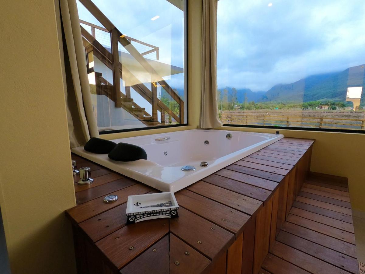 Chalet,1766589721:JPEG